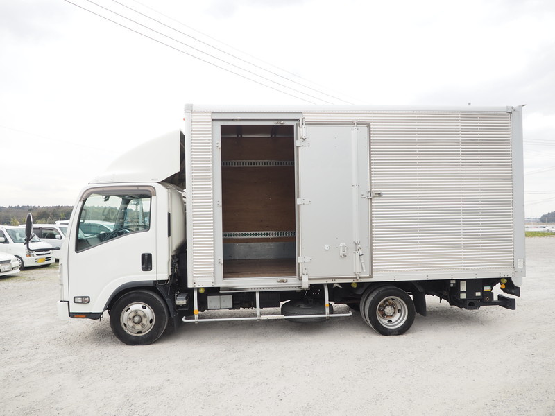 いすゞ エルフ バン車 小型 TRG-NPR85AN 年式 H27[写真09]