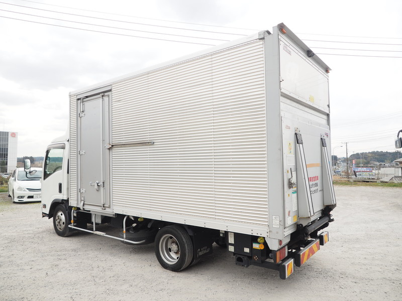 いすゞ エルフ バン車 小型 TRG-NPR85AN 年式 H27[写真06]