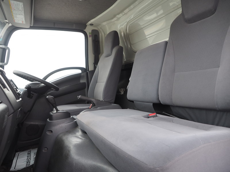 いすゞ エルフ バン車 小型 TRG-NPR85AN 年式 H27[写真23]