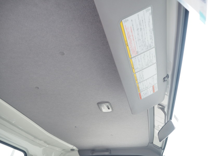 いすゞ エルフ 平ボディ 小型 TRG-NPR85AR 年式 H29[写真23]