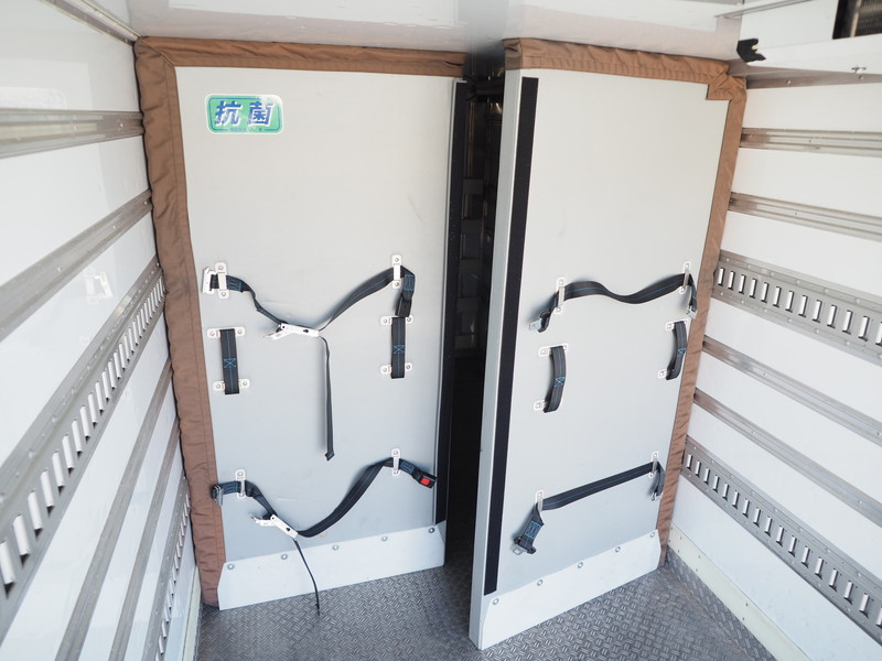 いすゞ エルフ 冷凍バン 小型 BKG-NMR85AN 年式 H23[写真15]