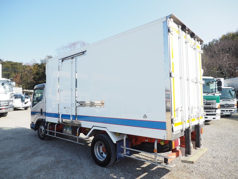 いすゞ エルフ 冷凍バン 小型 BKG-NMR85AN 年式 H23[写真06]