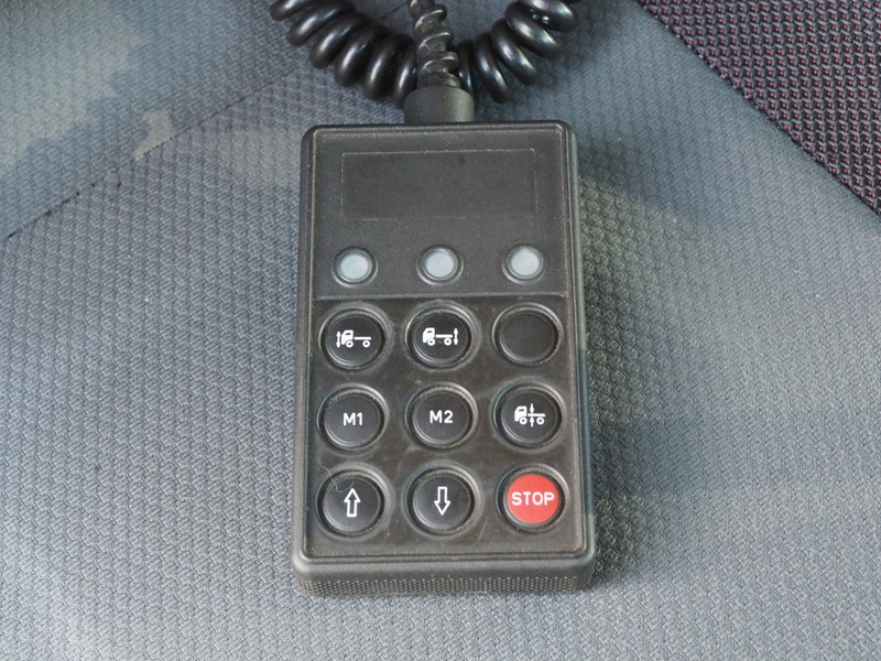 三菱ふそう スーパーグレート ウイング車 大型 BDG-FS55JZ 年式 H20[写真34]