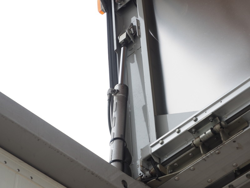 いすゞ フォワード ウイング車 中型 PKG-FRR90S2 年式 H20[写真10]