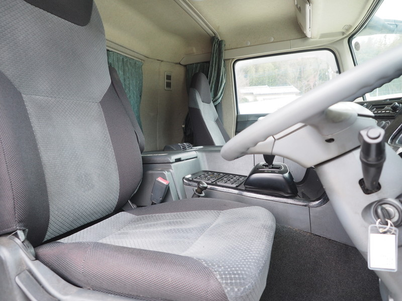 三菱ふそう スーパーグレート ウイング車 大型 BDG-FS54JZ 年式 H22[写真24]