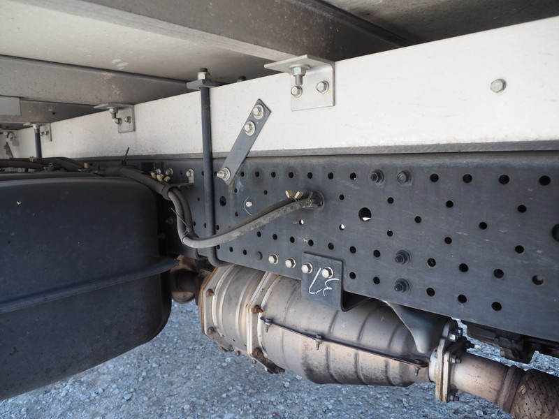 いすゞ エルフ 冷凍バン 小型 TKG-NPR85AN 年式 H24[写真29]