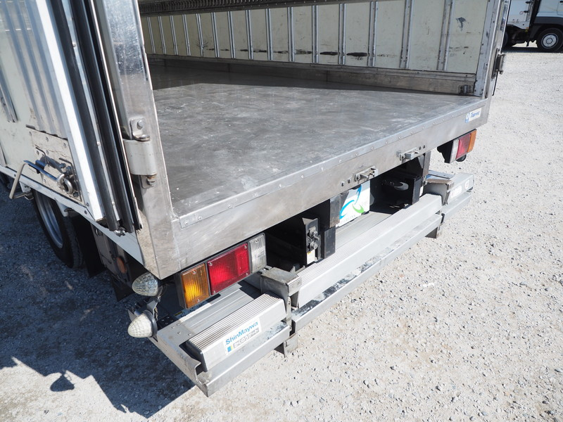 いすゞ エルフ 冷凍バン 小型 BKG-NPR85AN 年式 H20[写真18]