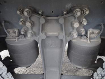 いすゞ ギガ ウイング車 大型 QKG-CYJ77A 年式 H26 [写真32]