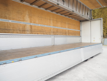 いすゞ ギガ ウイング車 大型 QKG-CYJ77A 年式 H26 [写真10]