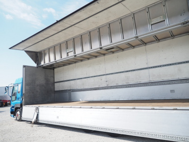 いすゞ ギガ ウイング車 大型 PKG-CYJ77W8A 年式 H19 [写真20]