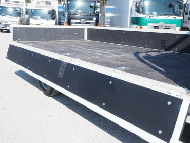 いすゞ エルフ 平ボディ 小型 TRG-NPR85AR 年式 H29 [写真09]