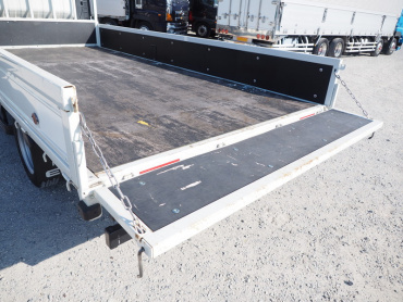 いすゞ エルフ 平ボディ 小型 TRG-NPR85AR 年式 H29 [写真19]