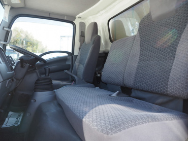 いすゞ エルフ 平ボディ 小型 TRG-NPR85AR 年式 H29 [写真26]