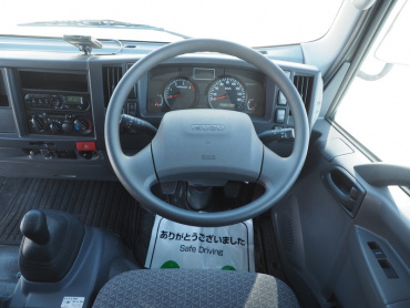 いすゞ エルフ 平ボディ 小型 TRG-NPR85AR 年式 H29 [写真23]