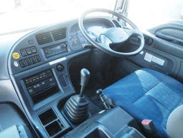 いすゞ ギガ ウイング車 大型 QKG-CYJ77A 年式 H25 [写真28]