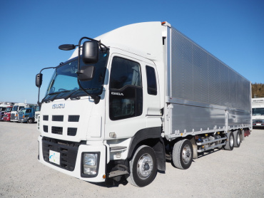 いすゞ ギガ ウイング車 大型 QKG-CYJ77A 年式 H25 [写真01]