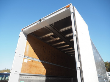 いすゞ ギガ ウイング車 大型 QKG-CYJ77A 年式 H25 [写真23]