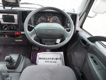 いすゞ エルフ バン車 小型 BKG-NLR85AN 年式 H20 [写真17]