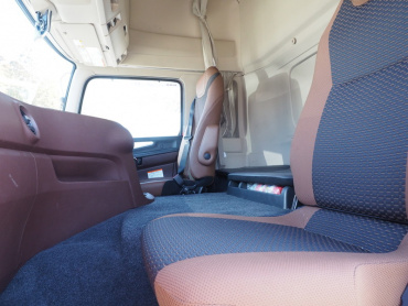 日野 グランドプロフィア ウイング車 大型 2PG-FW1AHG 年式 H30 [写真32]