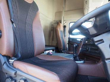 日野 グランドプロフィア ウイング車 大型 2PG-FW1AHG 年式 H30 [写真25]