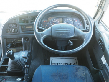 いすゞ ギガ 冷凍ウイング 大型 LKG-CYJ77A 年式 H24 [写真26]