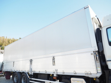 いすゞ ギガ ウイング車 大型 LKG-CYL77A 年式 H23 [写真07]