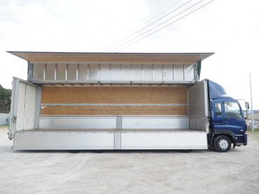 いすゞ ギガ ウイング車 大型 QKG-CYJ77A 年式 H27 [写真09]