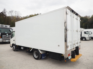 日野 デュトロ 冷凍バン 小型 TKG-XZU710M 年式 H26 [写真06]