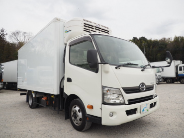 日野 デュトロ 冷凍バン 小型 TKG-XZU710M 年式 H26 [写真03]