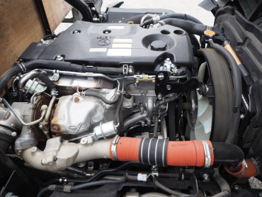 いすゞ エルフ 平ボディ 小型 TRG-NPR85AR 年式 H29 [写真31]