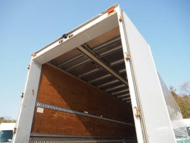 いすゞ ギガ ウイング車 大型 QKG-CYJ77A 年式 H24 [写真23]