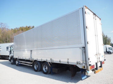 いすゞ ギガ ウイング車 大型 QKG-CYJ77A 年式 H24 [写真06]