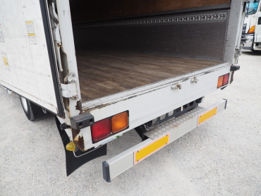 いすゞ フォワード ウイング車 中型 PKG-FRR90S2 年式 H20 [写真24]