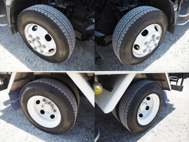 いすゞ エルフ 冷凍バン 小型 TKG-NPR85AN 年式 H24 [写真32]