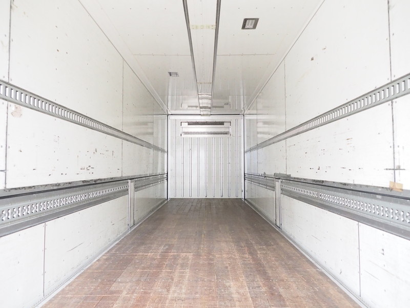 いすゞ ギガ 冷凍ウイング 大型 LKG-CYJ77A 年式 H24[写真21]