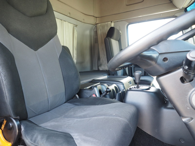 日野 グランドプロフィア ウイング車 大型 LKG-FW1EXBG 年式 H22[写真26]