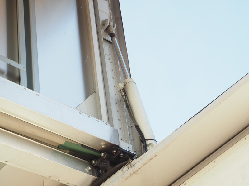 日野 グランドプロフィア ウイング車 大型 LKG-FW1EXBG 年式 H22[写真15]