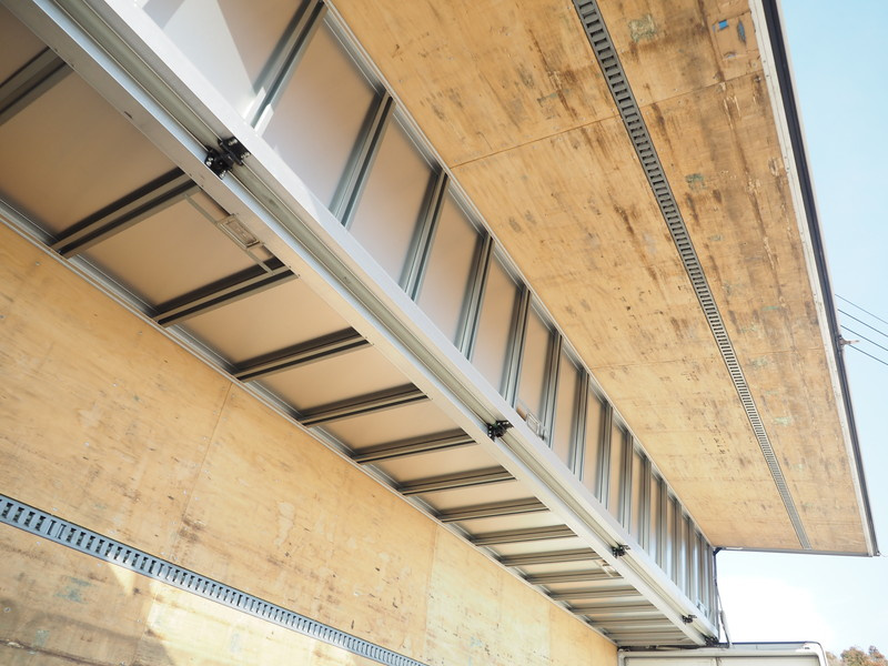 日野 グランドプロフィア ウイング車 大型 LKG-FW1EXBG 年式 H22[写真18]