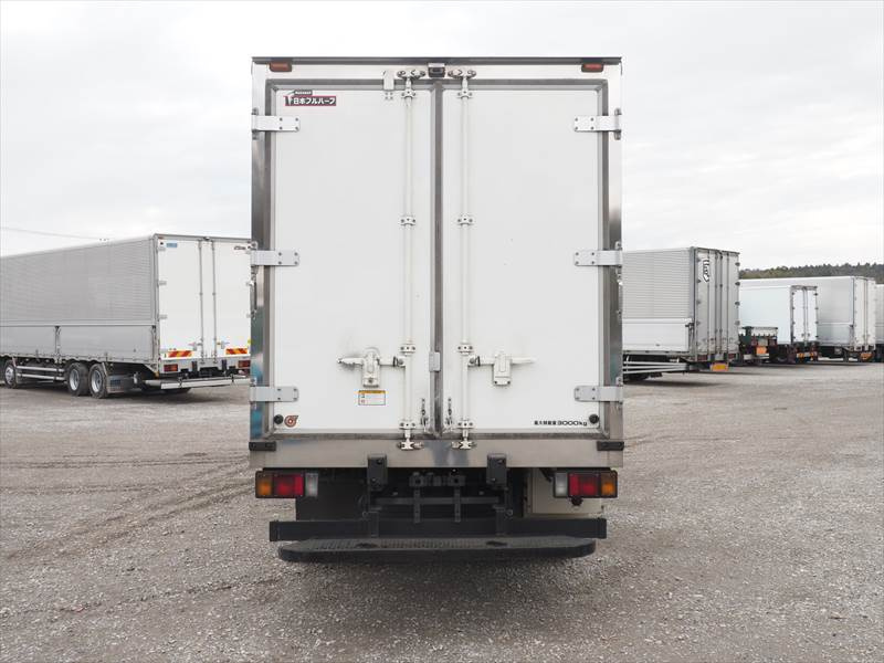 いすゞ エルフ 冷凍バン 小型 TPG-NMR85AN 年式 H27[写真12]