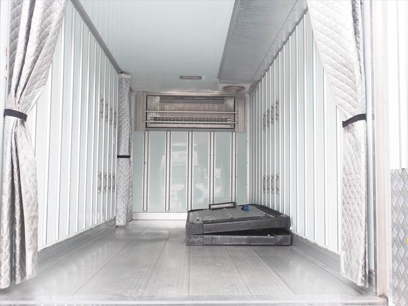 いすゞ エルフ 冷凍バン 小型 TPG-NMR85AN 年式 H27[写真14]