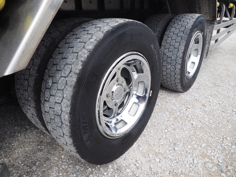 いすゞ ギガ 冷凍バン 大型 LKG-CYJ77A 年式 H24[写真33]