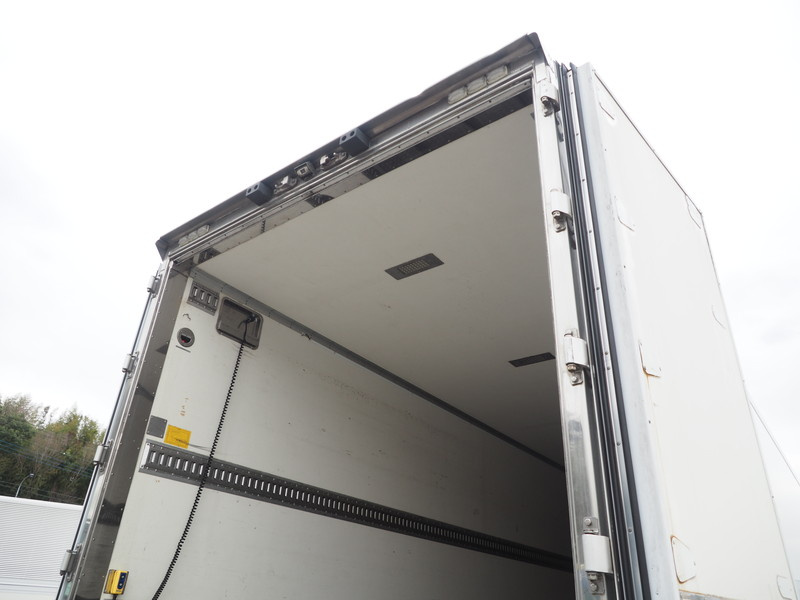 いすゞ ギガ 冷凍バン 大型 LKG-CYJ77A 年式 H24[写真14]