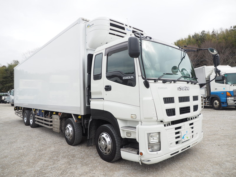 いすゞ ギガ 冷凍バン 大型 LKG-CYJ77A 年式 H24[写真03]