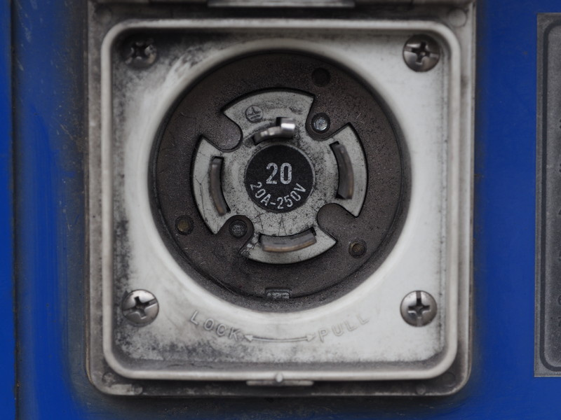 いすゞ フォワード 冷凍バン 中型 TKG-FRR90T2 年式 H27[写真22]