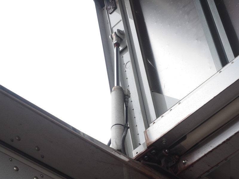 日野 グランドプロフィア ウイング車 大型 BKG-FW1EXYG 年式 H22[写真10]