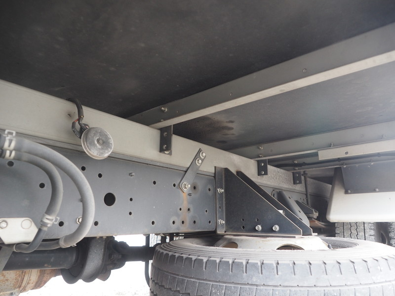 日野 デュトロ 冷凍バン 小型 TKG-XZU710M 年式 H26[写真28]