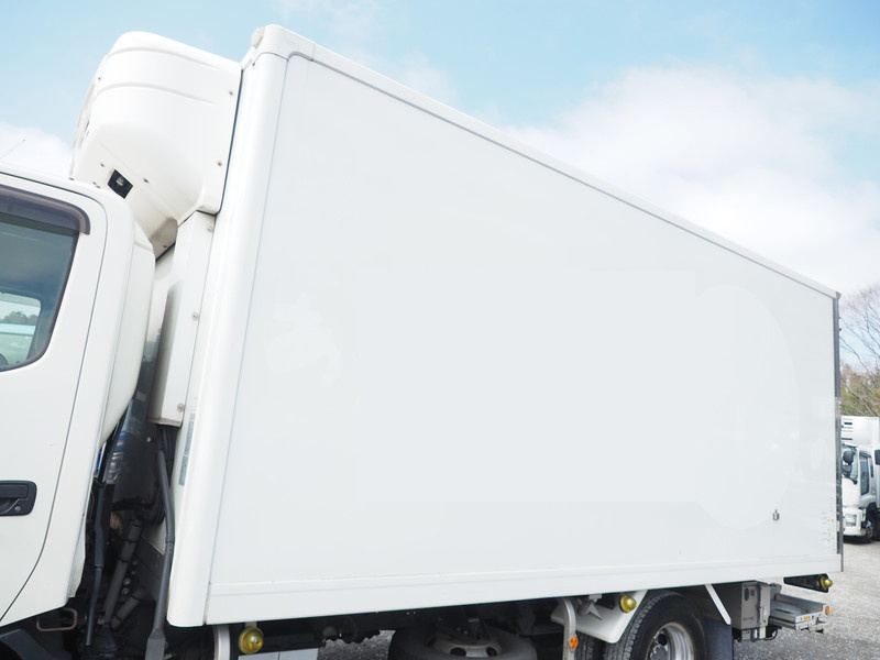 日野 デュトロ 冷凍バン 小型 TKG-XZU710M 年式 H26[写真08]