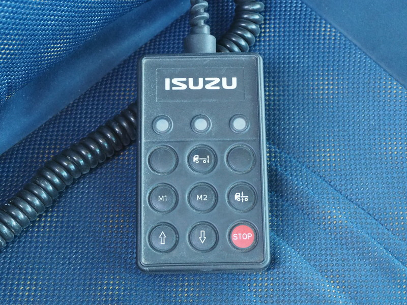 いすゞ ギガ 冷凍バン 大型 QKG-CYJ77A 年式 H26[写真22]