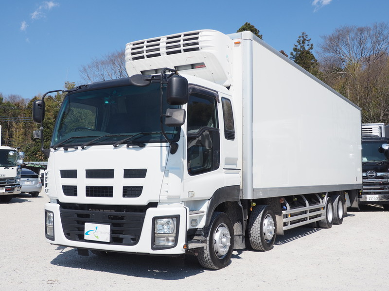 いすゞ ギガ 冷凍バン 大型 QKG-CYJ77A 年式 H26[写真01]