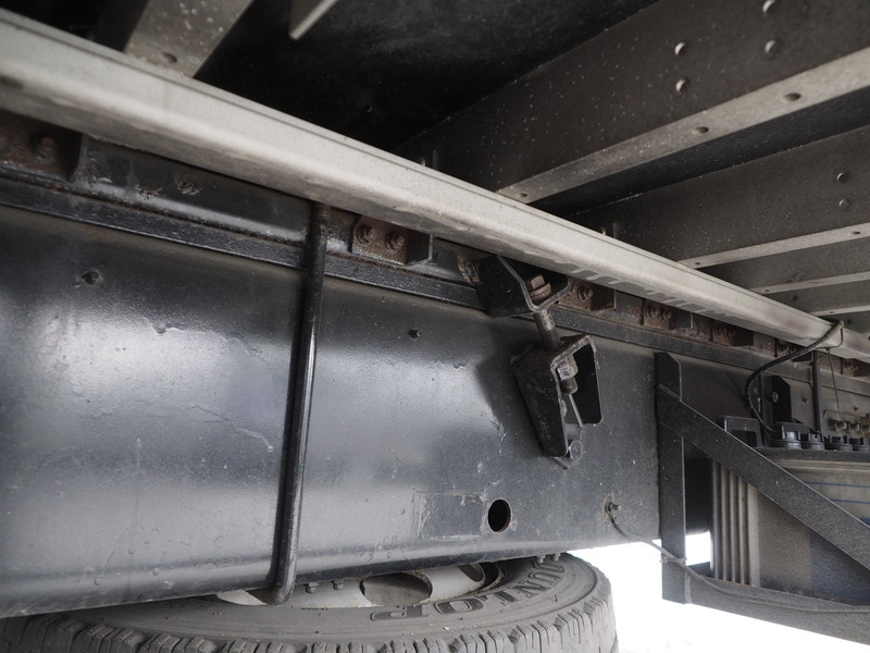 いすゞ ギガ ウイング車 大型 PKG-CYJ77W8 年式 H22[写真35]